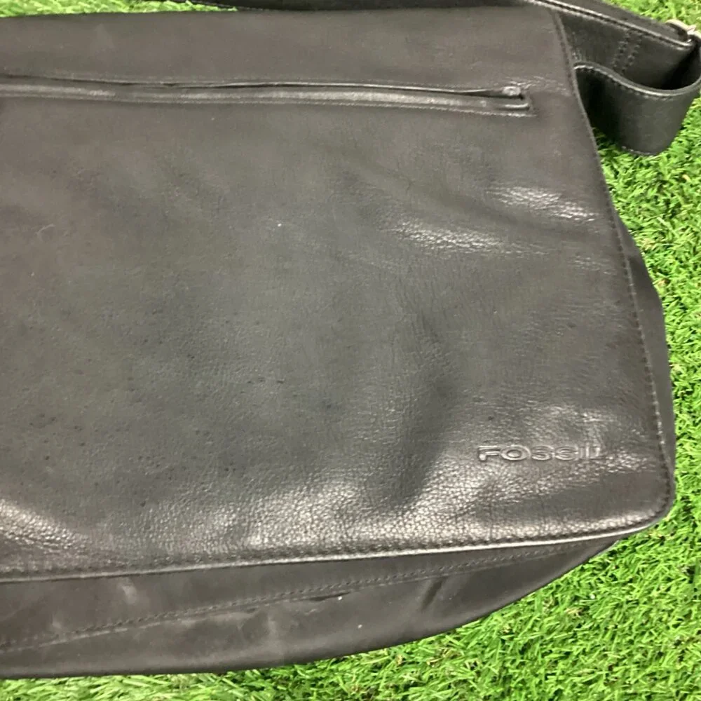 Vintage Fossil Classic Black Leather Briefcase Messanger Bag
